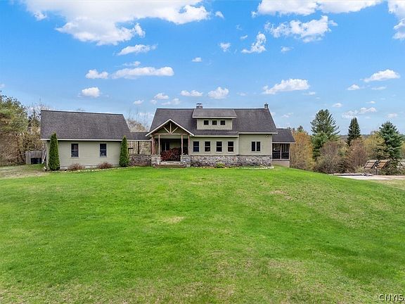 2nd image of 463 Hughes Rd