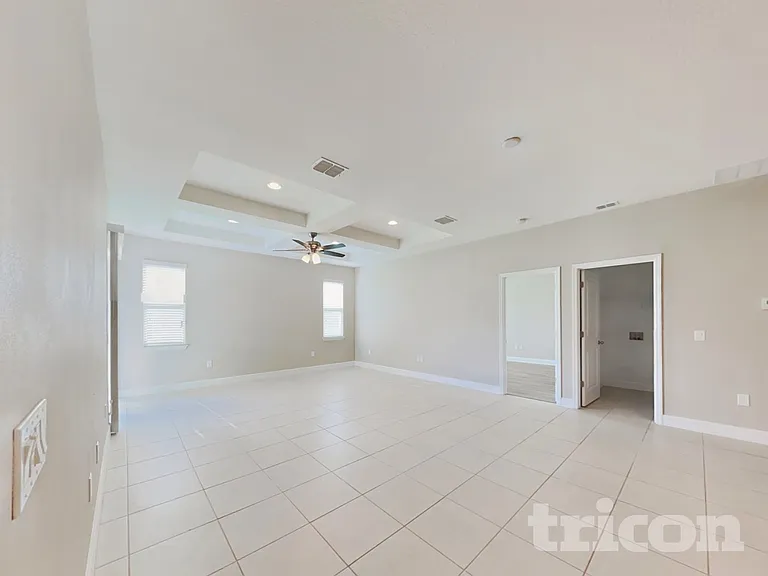 3932 Island Green Way — Photo 3