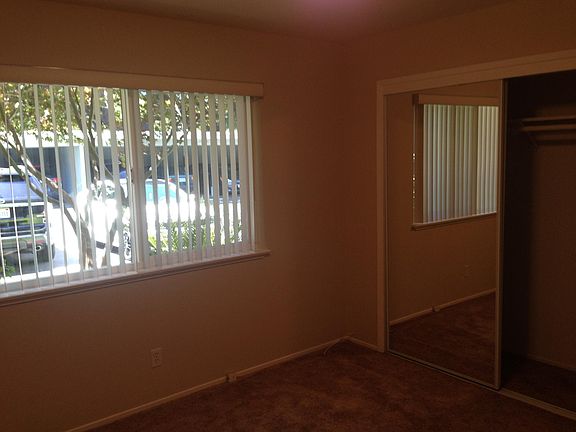 3rd image of 517 Glenwood Ave #G8bax9qg4