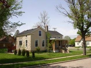 395 Holly Ct, Prairie Du Sac, WI 53578