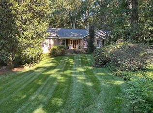 25 Stonehaven Dr, Greenville, SC 29607