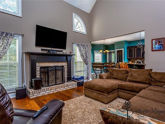 5th image of 94 Lasalle Ln
