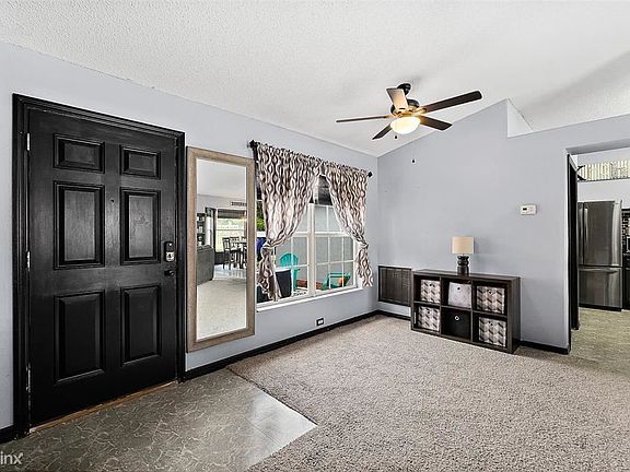 4th image of 13R Flanders Ln