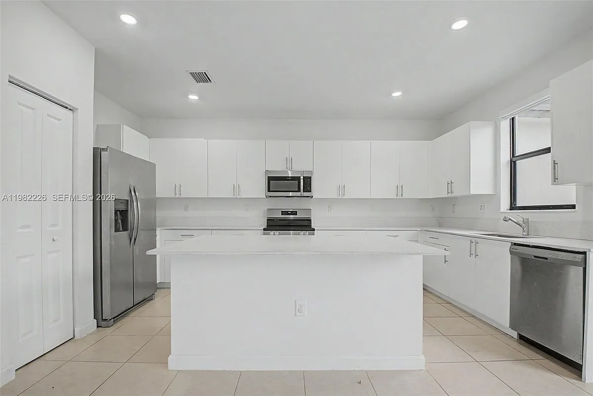 Building Photo - 23339 SW 133rd Ave
