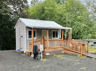 21 W Prairie Loop Rd, Elma, WA 98541