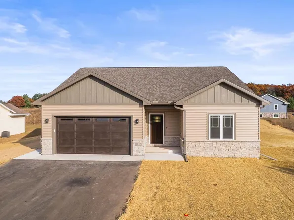 1710 9th Avenue, Wisconsin Dells, WI 53965