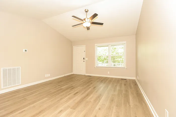 415 Country Village Dr — Photo 3