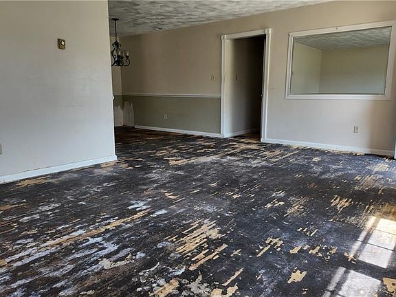 5th image of 3104 Bangor Dr