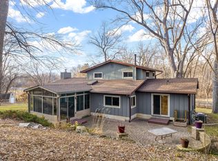 6 Dellwood Ave, Saint Paul, MN 55110