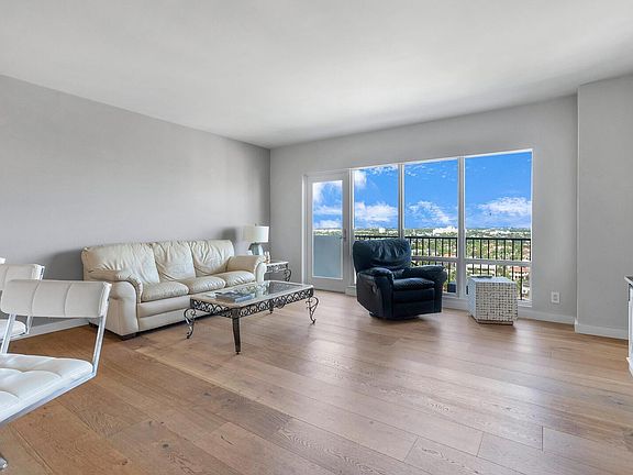 2nd image of 340 Sunset Drive #1804
