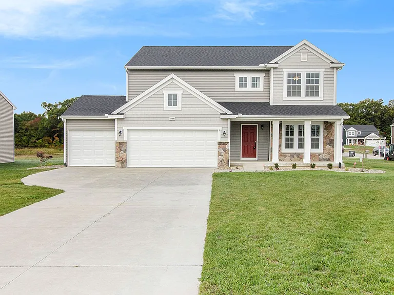 59106 Silvergrass Dr — Photo 1