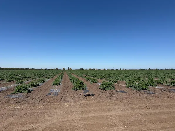 2110 Drais Rd, Stockton, CA 95215