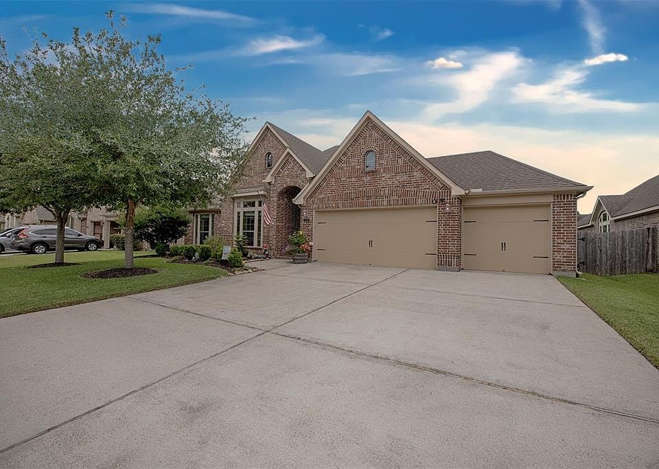 1st image of 2928 Auburn Creek Ln