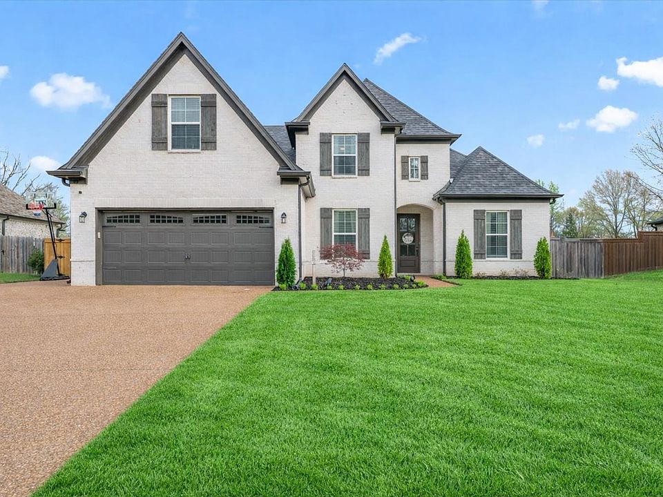 1st image of 80 Laurel Glen Dr