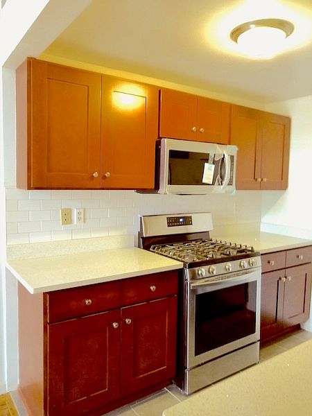 1st image of 28 E 14th St APT 2a