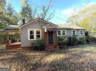 222 Weeping Willow Dr, Clarkesville, GA 30523