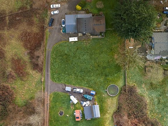 2nd image of 3724 Densmore Road