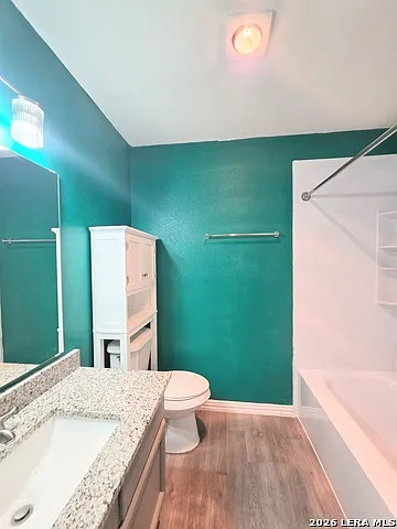 5931 Autumn Lk — Photo 7