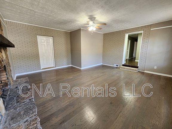 4th image of 850 Oriole Ln SE
