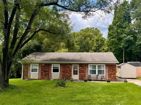 33 Meadowbrook Dr, Frankfort, KY 40601