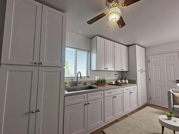 38369 16th St E, Palmdale, CA 93550