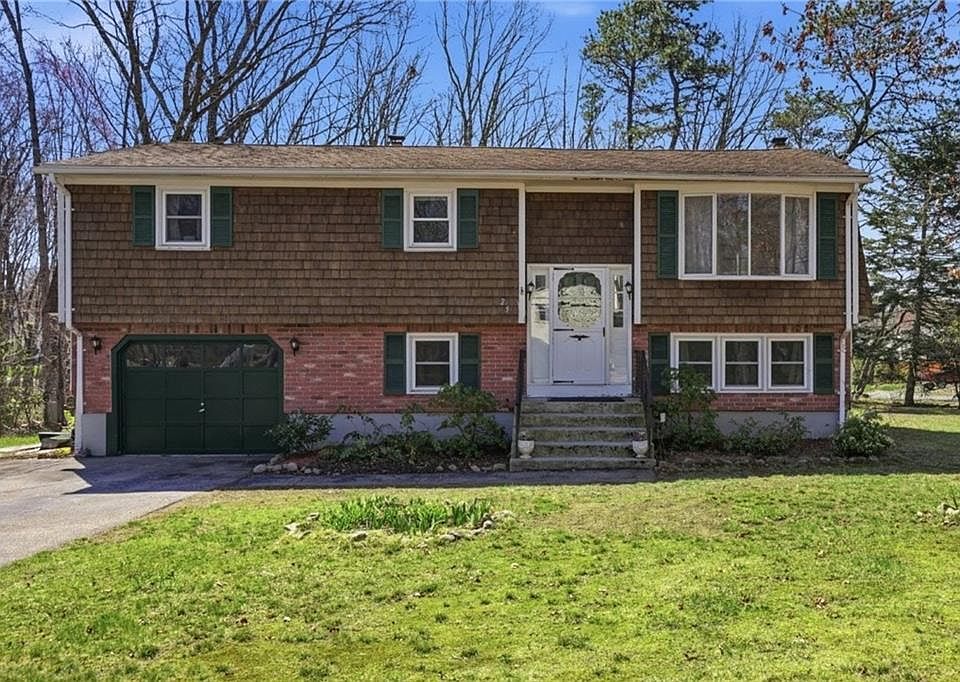 25 Daniel Dr