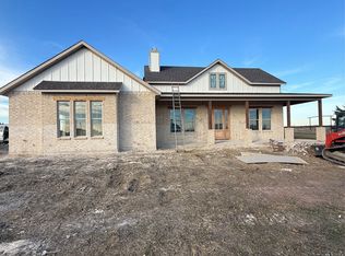861 Alondrita St, Celeste, TX 75423