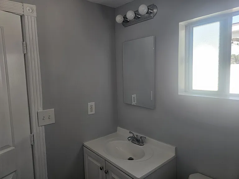 1268 S Augusta Ave #ADU — Photo 7
