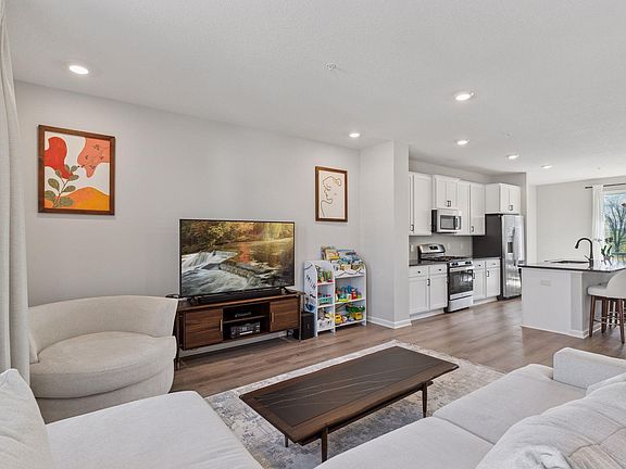 3rd image of 8678 London Cir NE #B