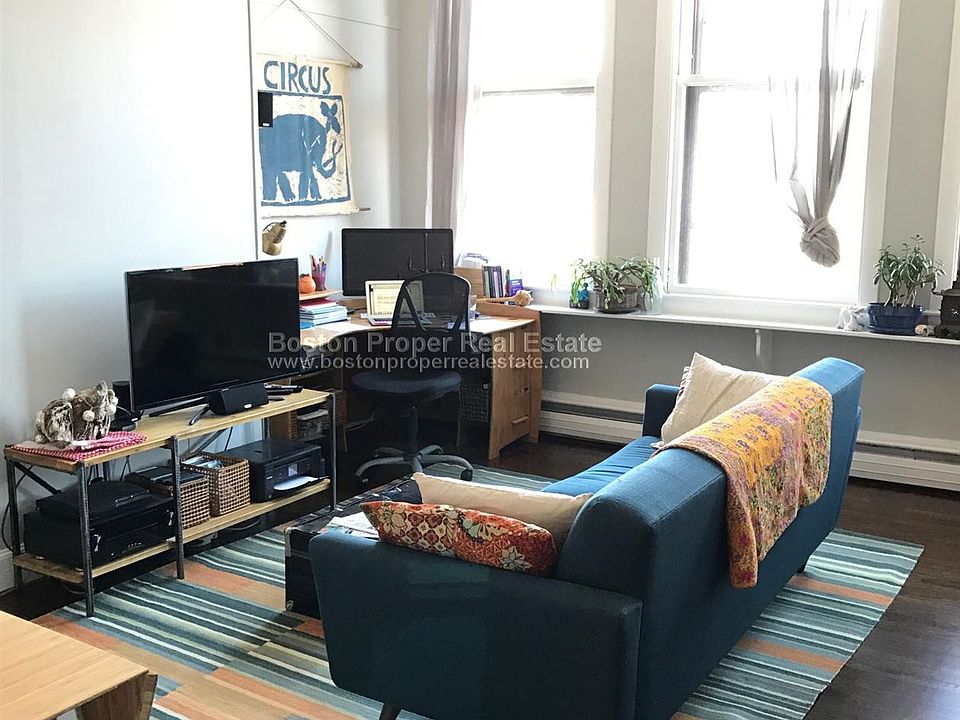 274 Marlborough St. #9 Boston - Back Bay Unit Photo 2