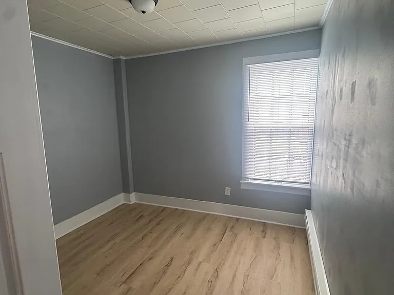 1106 Erie St #4 — Photo 9