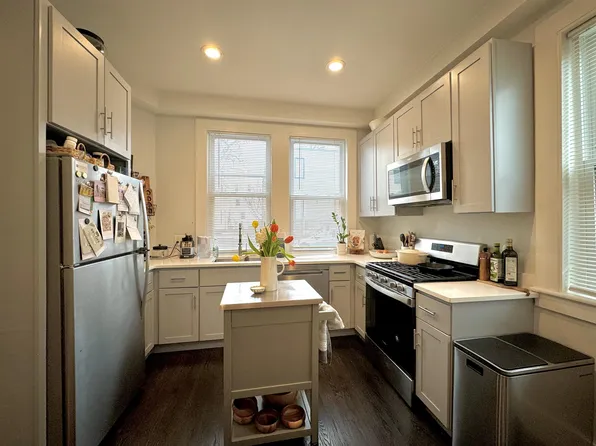 71 Kinnaird St, Cambridge, MA 02139