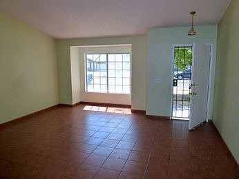 3rd image of 7949 Grace Ave