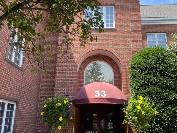 33 Lafayette Ct #3H, Greenwich, CT 06830