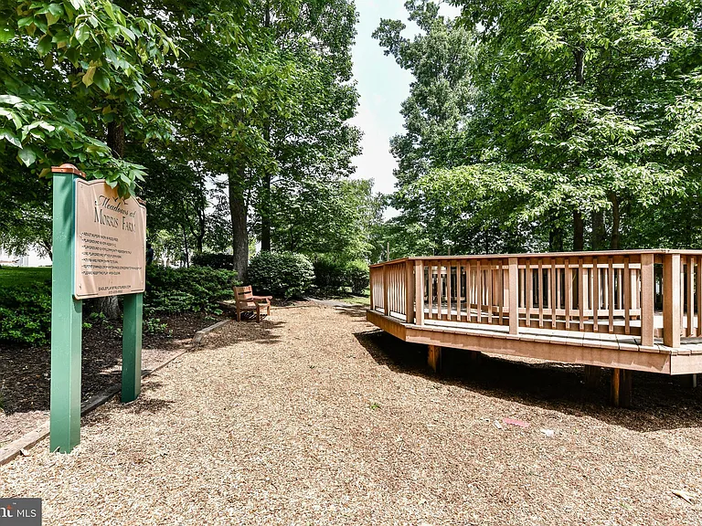 14104 Flicker Ct — Photo 58