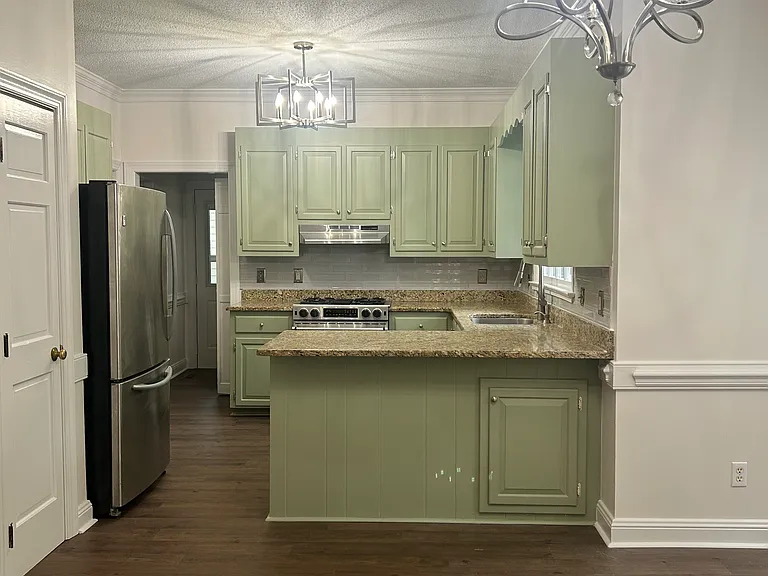3909 Benjamin Ct — Photo 10