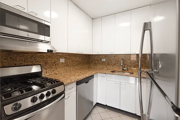 Rented by Siba Management Inc. | media 26