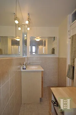 Rented by Halstead Real Estate | media 4