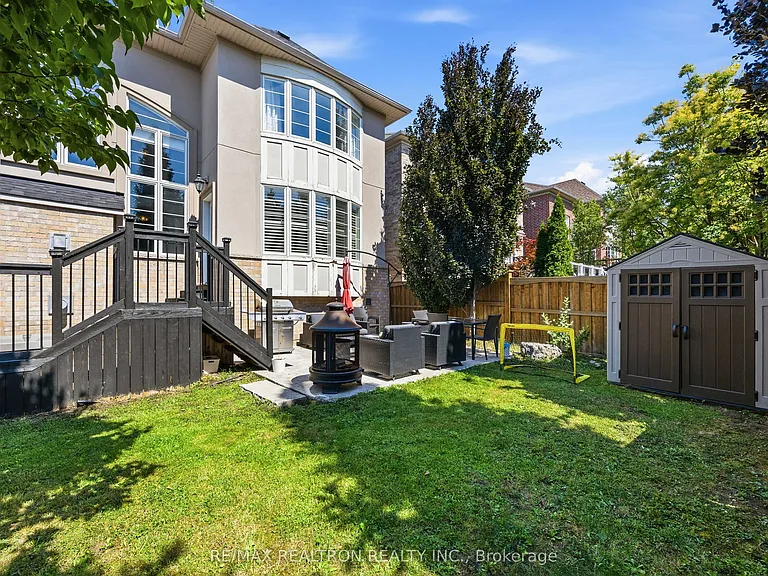 57 Dimarino Dr — Photo 31