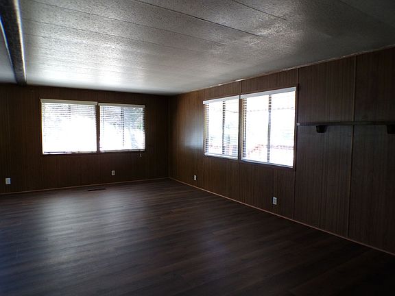 5th image of 2300 N Hart Rd