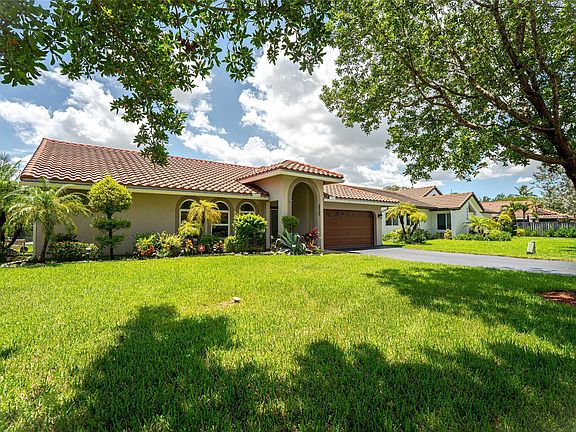 3rd image of 8950 NW 45th Court