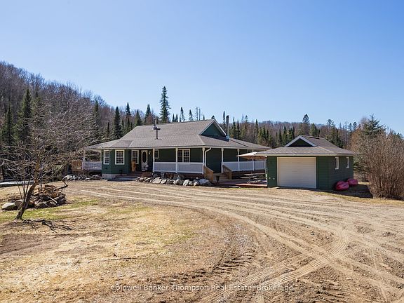 4th image of 448 Long Lake Rd