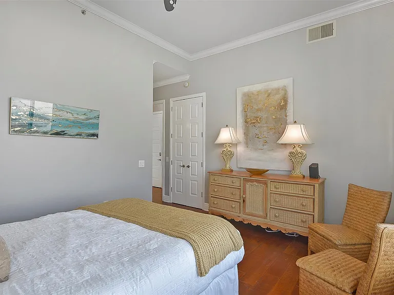 801 E Beach Dr #TW2704 — Photo 38