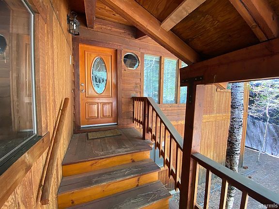 4th image of 1596 Glenwood Way