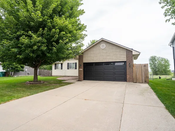 2629 8th Ave SE, Altoona, IA 50009