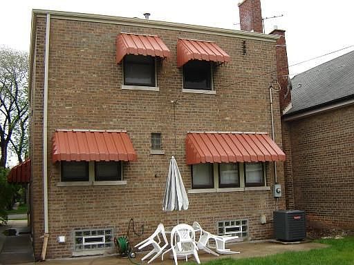 2nd image of 6518 S Komensky Ave