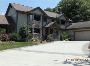 2460 Penewit Rd, Spring valley, OH 45370