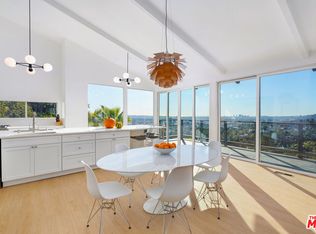 5690 Hill Oak Dr, Los Angeles, CA 90068