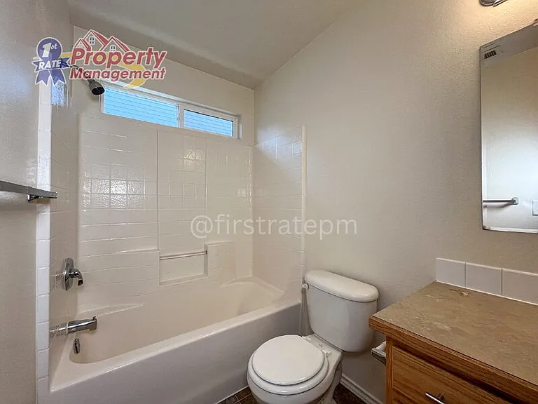2122 S Dorothy Ave — Photo 18