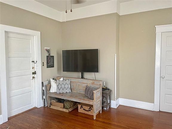 3rd image of 1838 Upperline St #C